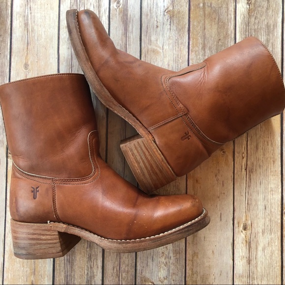 frye campus boots mens